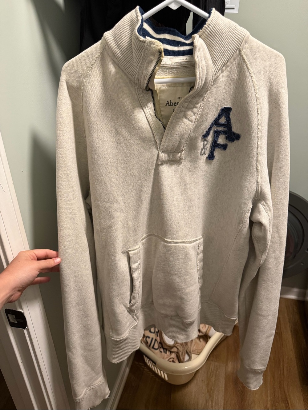 Abercrombie & Fitch Cream Crewneck Pullover with Navy Logo